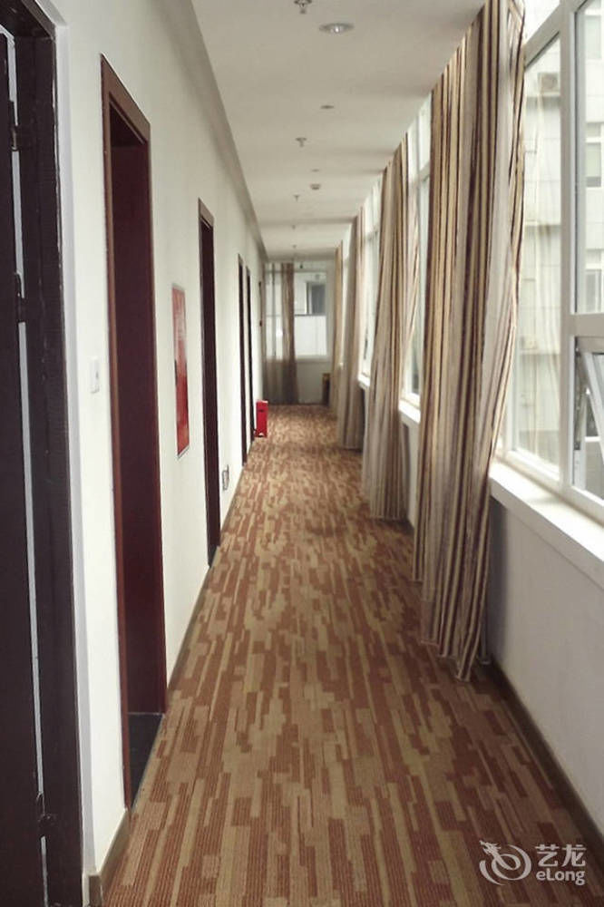 Xipuxing Pudi Hotel Exterior photo